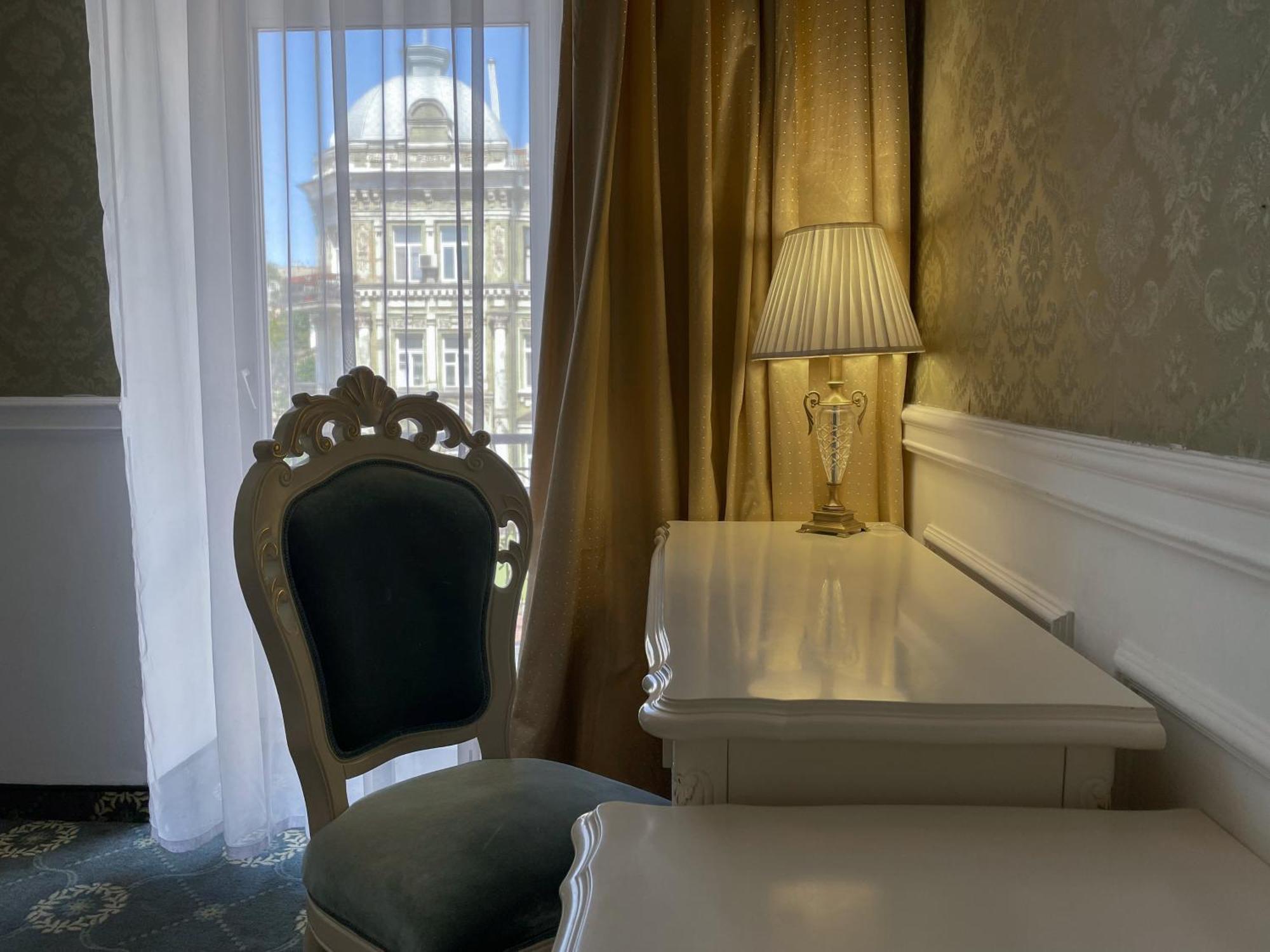 Royal Grand Hotel Kyiv Exterior photo