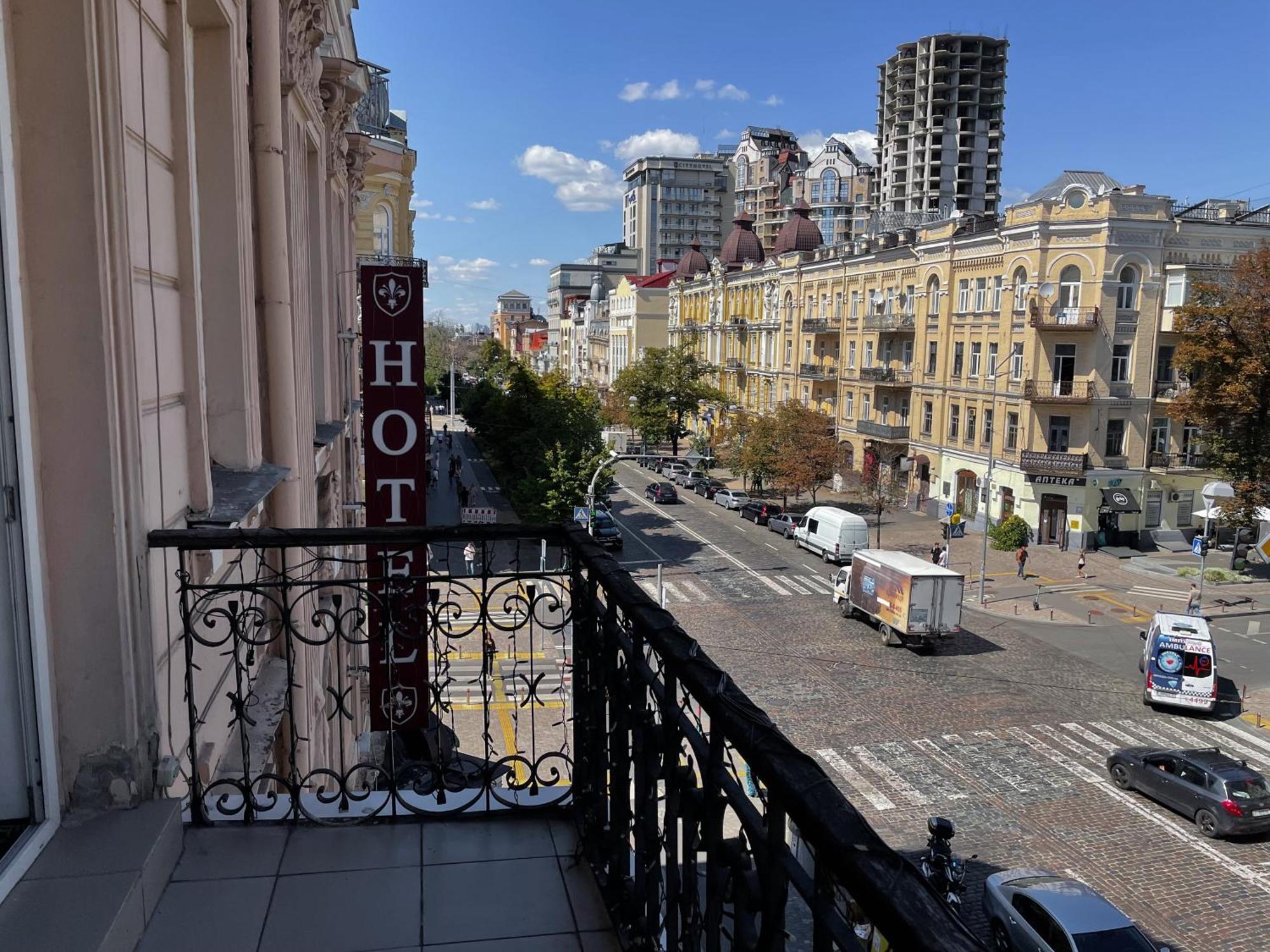 Royal Grand Hotel Kyiv Exterior photo