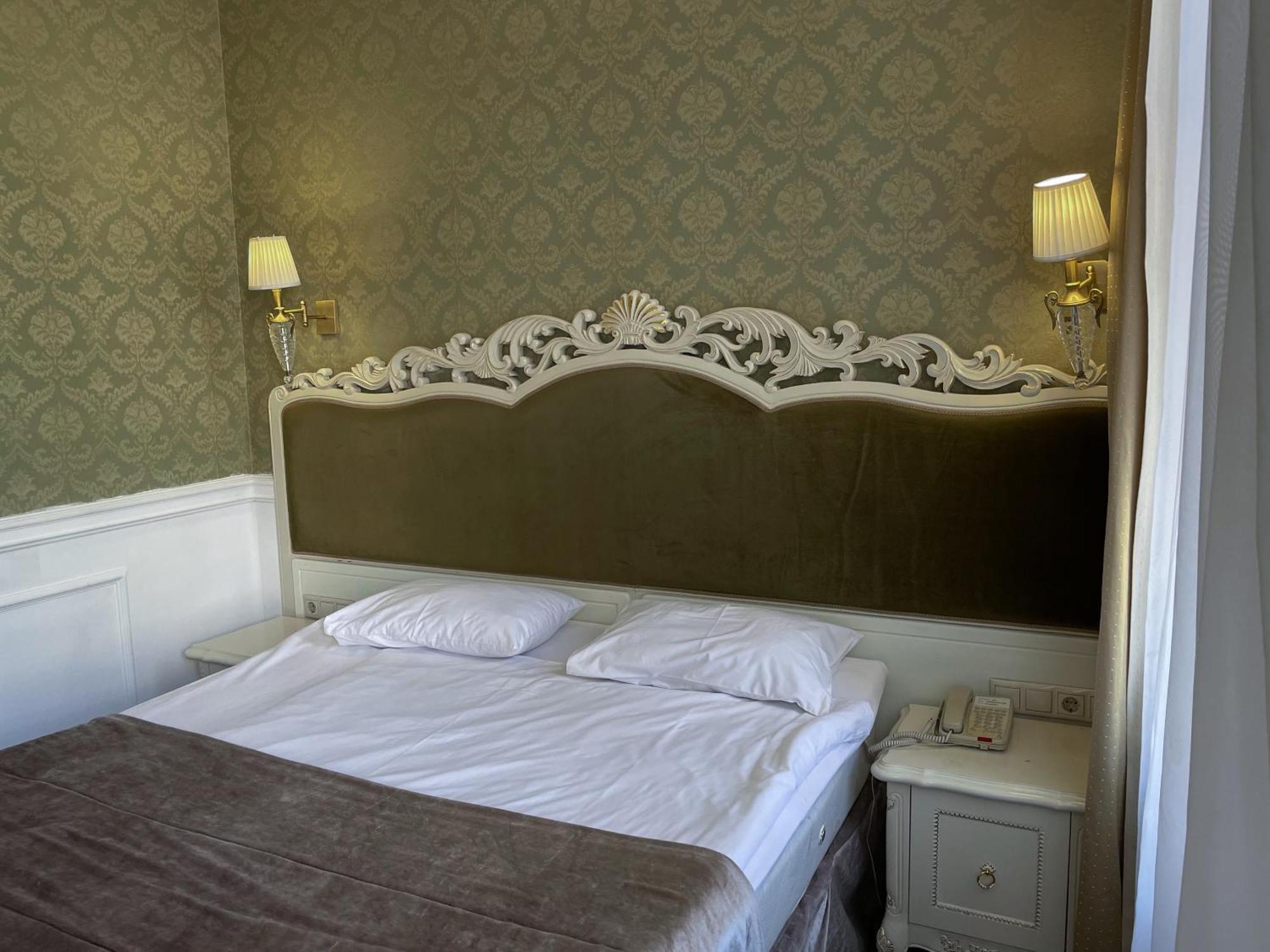 Royal Grand Hotel Kyiv Exterior photo