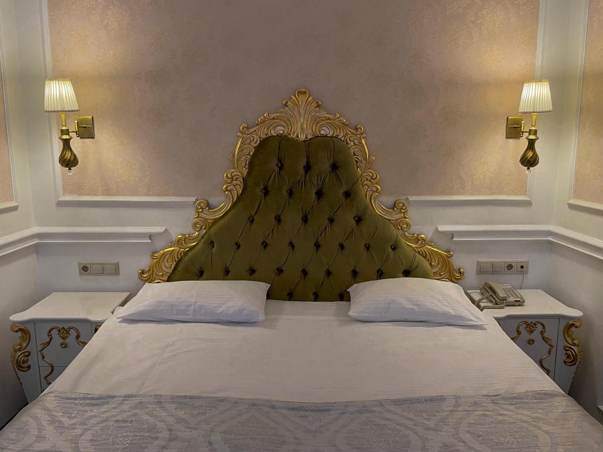 Royal Grand Hotel Kyiv Room photo